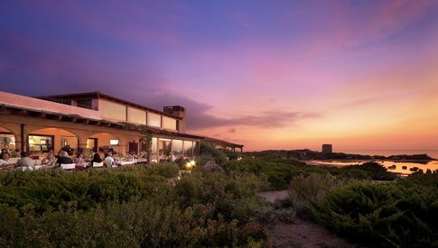 Im Restaurant des Torreruja den Sonnenuntergang genießen.