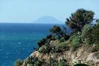 Capo Vaticano mit Blick auf die Vulkaninsel Stromboli