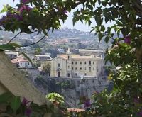 Buchen Sie bei uns Ihre individuelle Kalabrien-, Salina-, Apulien- oder Toskana-Reise! Rundum-Sorglos-Urlaub im Hotel, Ferienhaus, Ferienwohnung oder Agriturismo - inklusive Flug, Mietwagen und Fähre.